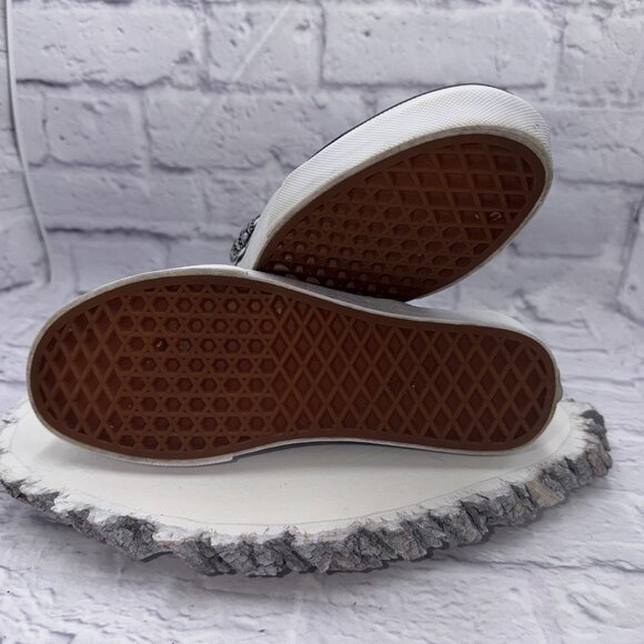 VANS Rare Classic Slip On Black Bandana Paisley Skull Print Shoes M 5.5 W 7 - Picture 7 of 7